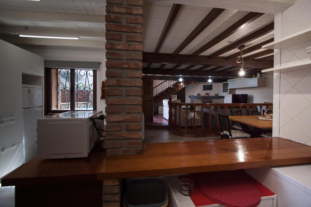 利亚内斯Santa Barbora, Casa A 3 Km De La Playa别墅 外观 照片